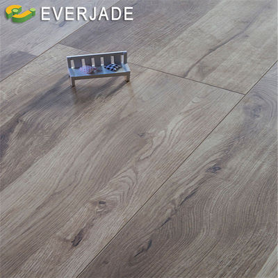 Actualice su hogar con suelos laminados impermeables en relieve para decorar la moda