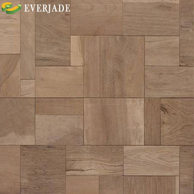 Suelos de ingeniería con pisos de azulejos laminados impermeables y ventaja antideslizante