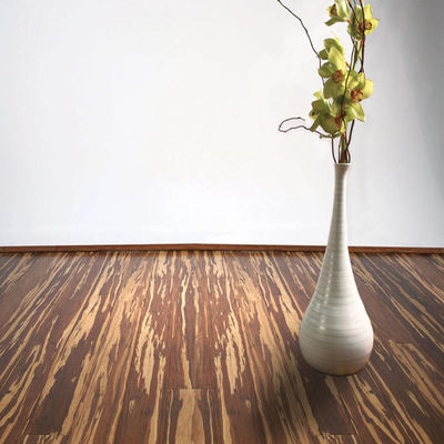 Experimente la belleza de los pisos de bambú ecológicos para una arquitectura sostenible