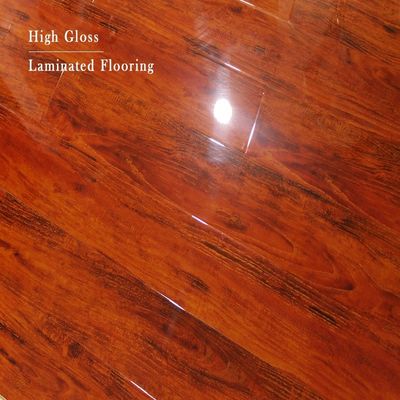 Piso de madera laminado de 15 mm de alto y brillante con almohadilla adjunta