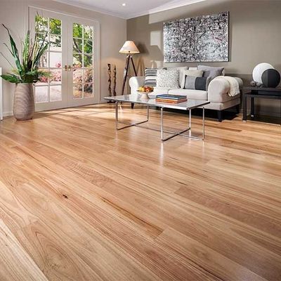 Experimenta la belleza y la durabilidad de los pisos de madera de tres capas de ingeniería de roble rojo