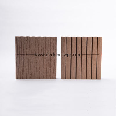 Transforme su jardín con cercas compuestas de madera de jade y plástico como si fuera madera real