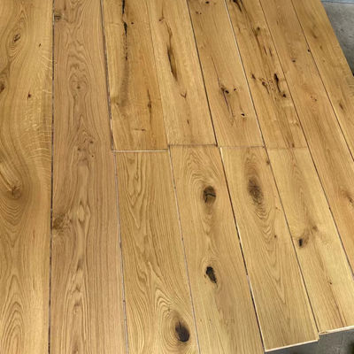 Piso de madera de ingeniería de múltiples capas 15 mm Plancha de roble de nuez para escaleras de dormitorio Instalar