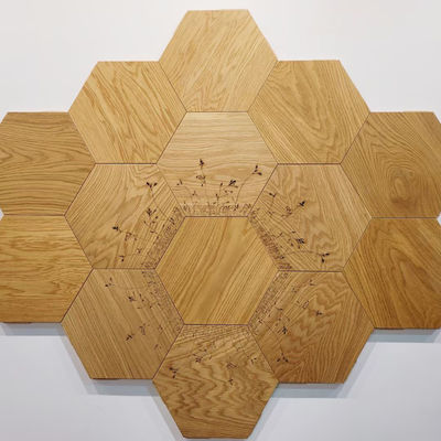 Pavimento de madera de ingeniería multicolor para el mejor suelo de hueso de pez con patrón de hueso de arenque curvo