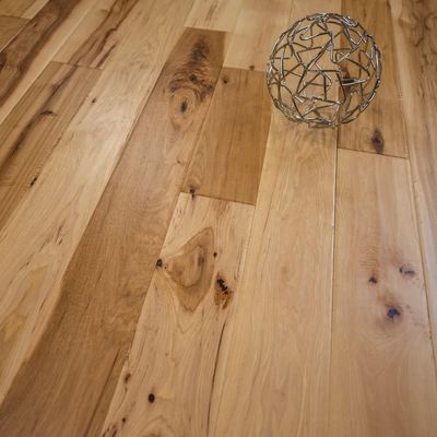 Estructura de 3 capas de 10 mm Piso de madera de hierro de roble blanco alemán cepillado