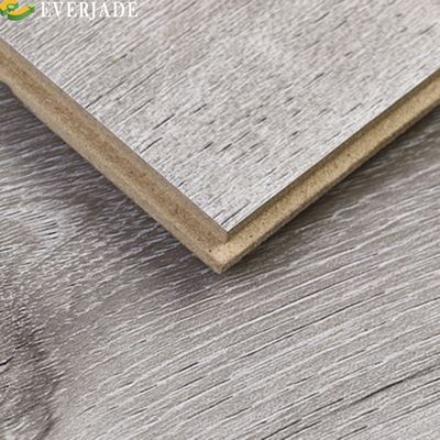 1218*198mm AC5 Tejas de piso de vinilo resistentes al desgaste para pisos laminados Everjade Tech