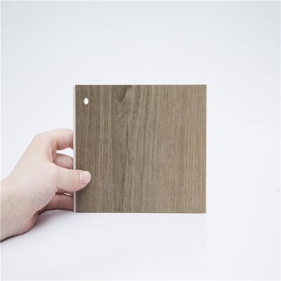 Soluciones de proyectos de suelo compuesto de madera y plástico