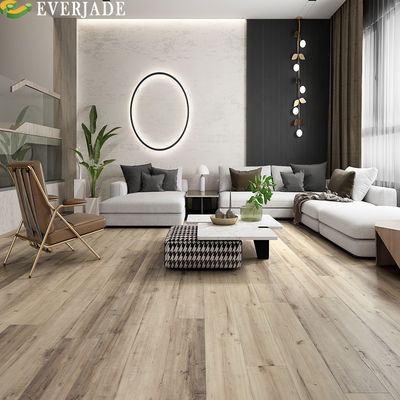 Piso de vinilo de laminado rígido e impermeable con textura de madera