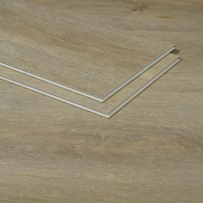 Piso SPC resistente al agua y antideslizante de madera de aspecto ancho de tablón piso compuesto 4mm 5mm
