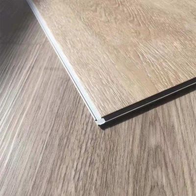 Piso interior SPC con recubrimiento de laca UV y fácil instalación del sistema Unilin Click