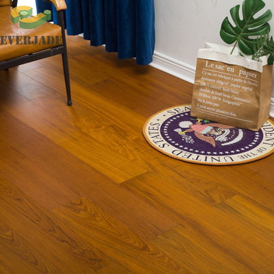 Moderno estilo de diseño de alambre cepillado roble ingeniería de suelo de madera con muestra gratuita