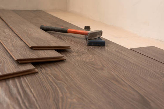 8mm 10mm 12mm AC4 HDF superficie en relieve de suelo de madera laminada con y tecnología alemana