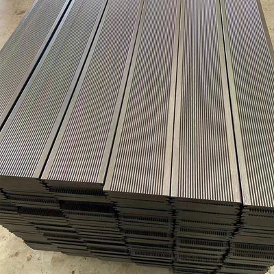Colores personalizados Vertical Prensado Carbonizado de hilo tejido Decking de bambú para exteriores