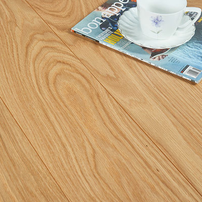 Pavimento de madera VSPC de 8 mm resistente al agua y al fuego con textura natural