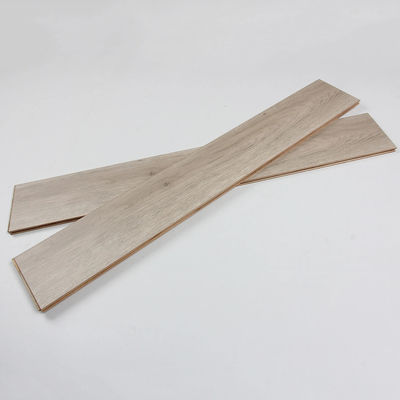 Piso laminado de madera AC5 Clic Piso flotante resistente al agua Suelo laminado