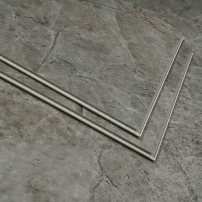 Pisos de SPC de estilo de mármol de oficina con tablones de azulejos modernos y textura de plástico de piedra