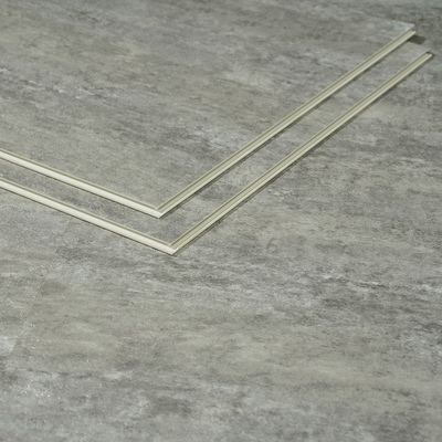 Pisos de SPC de estilo de mármol de oficina con tablones de azulejos modernos y textura de plástico de piedra