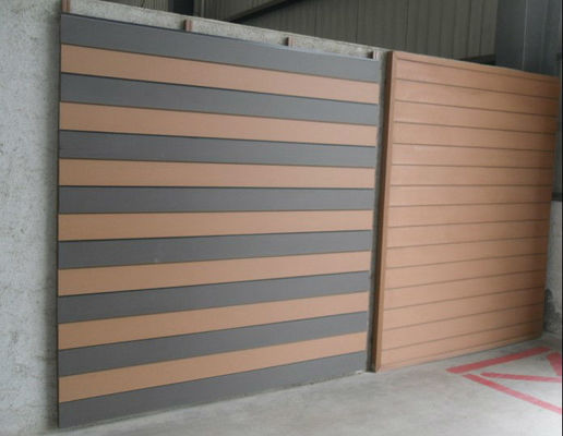 Panel de pared exterior de extrusión de WPC de color personalizado para revestimiento exterior moderno