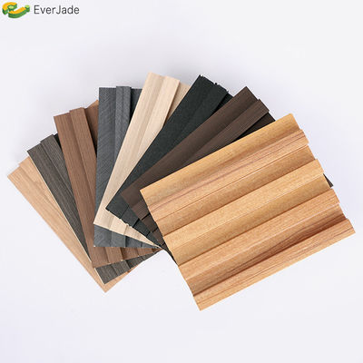 Silenos resistentes a la corrosión para decoración interior en Linyi PVC UPVC Panel de pared WPC