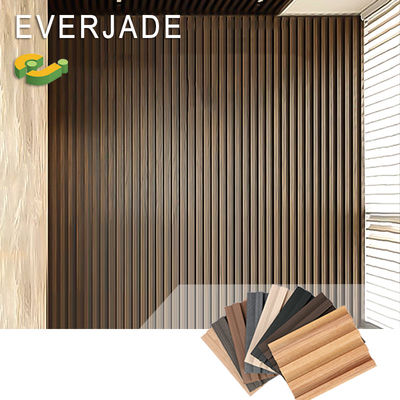 Paneles de pared impermeables WPC PVC en colores personalizados para el interior y el exterior