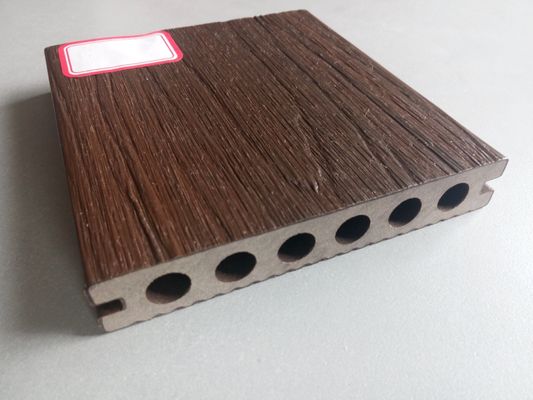 Tableros de revestimiento de madera de plástico compuesto para patio de porche a prueba de agua y duradero