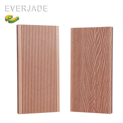 Espacio al aire libre con Everjade Cool Temp Piso Y Muro Deseing B 1 PVC Decking