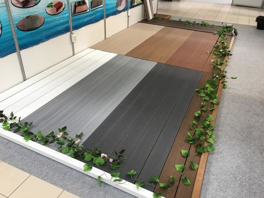 Plancha de revestimiento de suelo de diseño tradicional de WPC compuesto para exteriores de 18-25 mm de espesor
