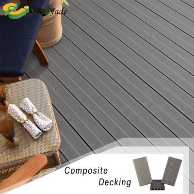 El teca de Bullnose Pvc 2x4 3d Liquidatores de madera de madera de plástico compuesto Decking 100%pvc 22mm CE