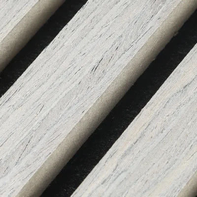 Tecnología de roble y nuez Veneer de madera de madera PET Panel de pared absorbente de ruido de madera panel acústico de pizarra
